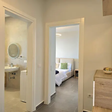 Convenience-focused Getaway In Durr S Durres